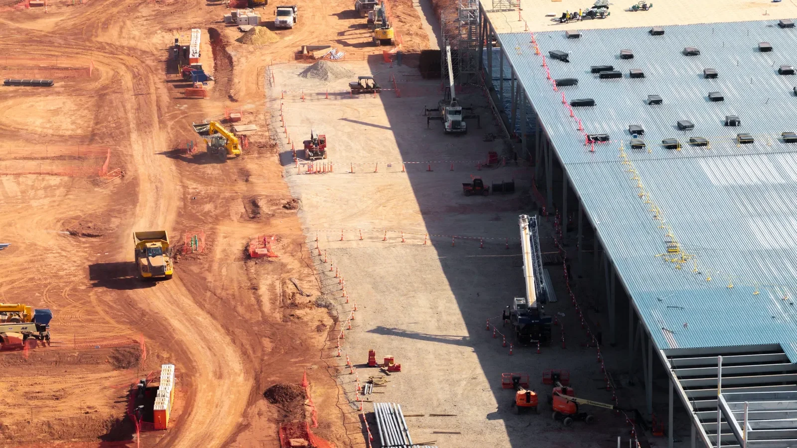 Data Center Construction Surge: Key to Nonresidential Market Trends in 2026