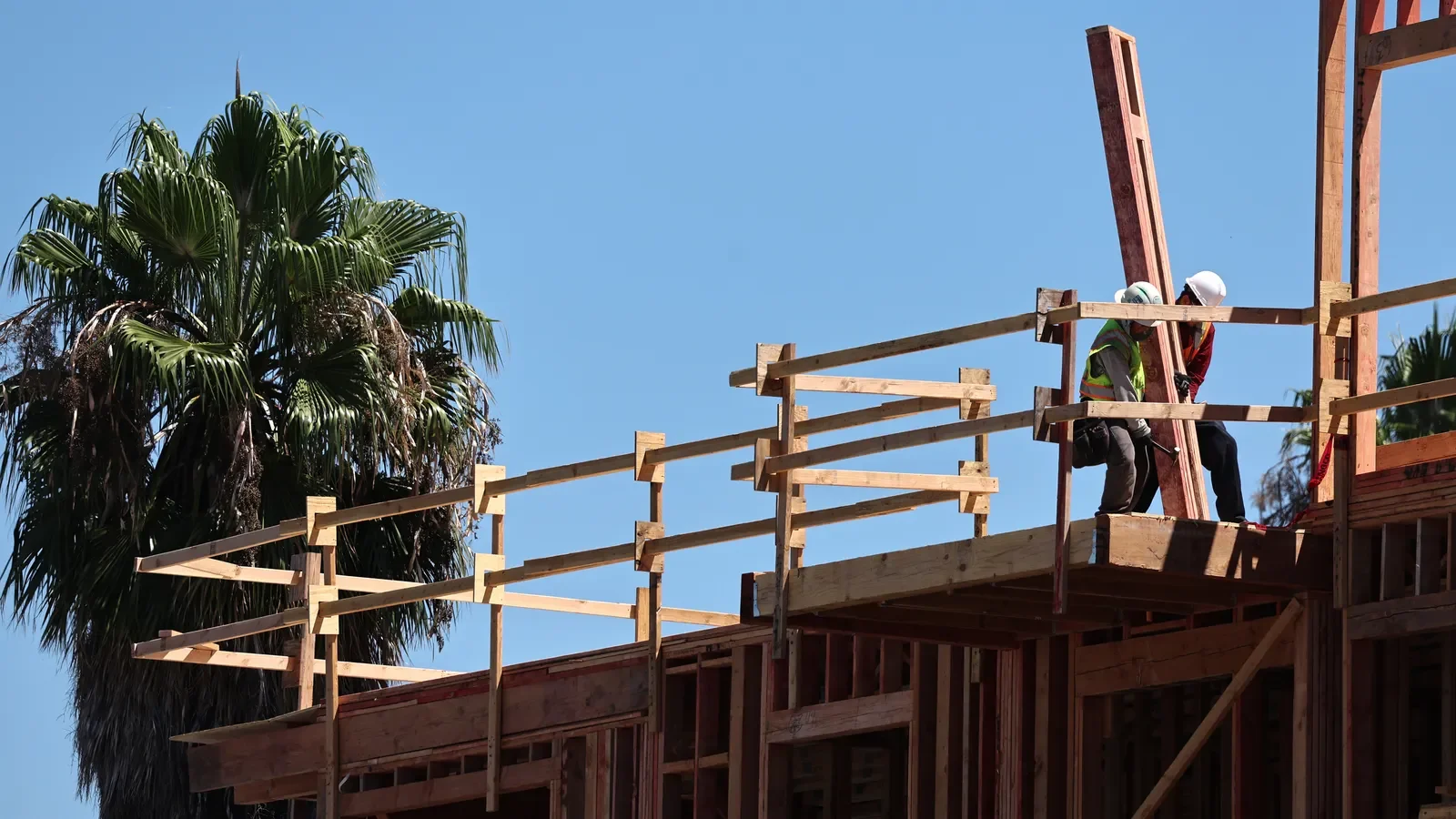 Multifamily Housing Starts Plummet 16% in August, Hinting at Troubling Trends Ahead